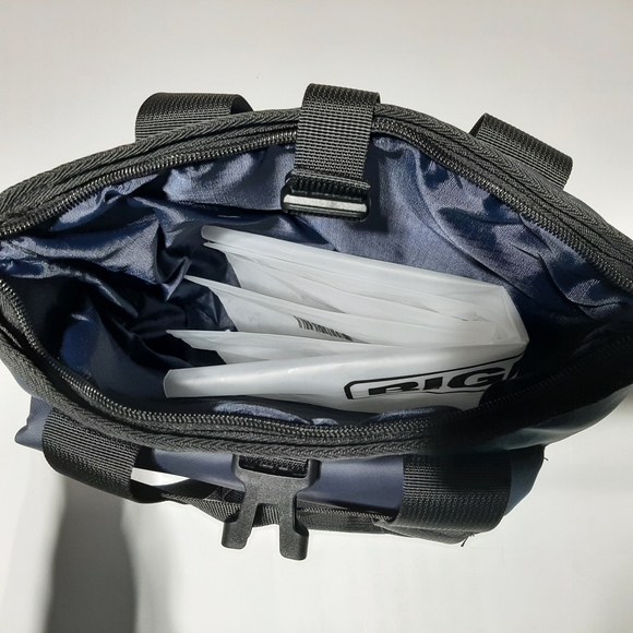 Bigfoot Lunchbag - Picture 3 of 3